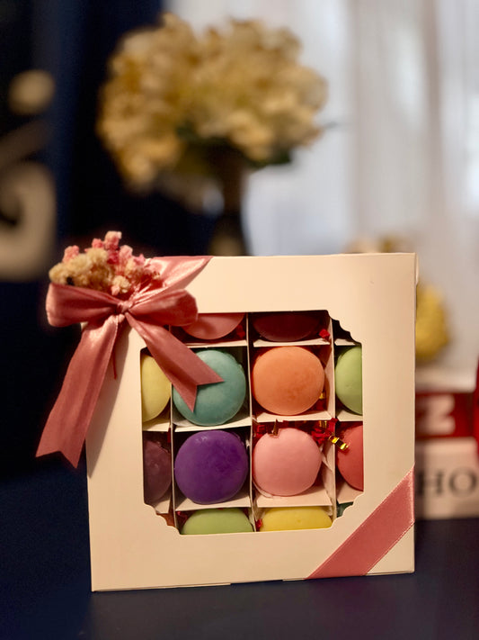 Sweet Temptations – Wax Melt Macarons