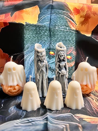 Skeleton Groom & Bride Candle