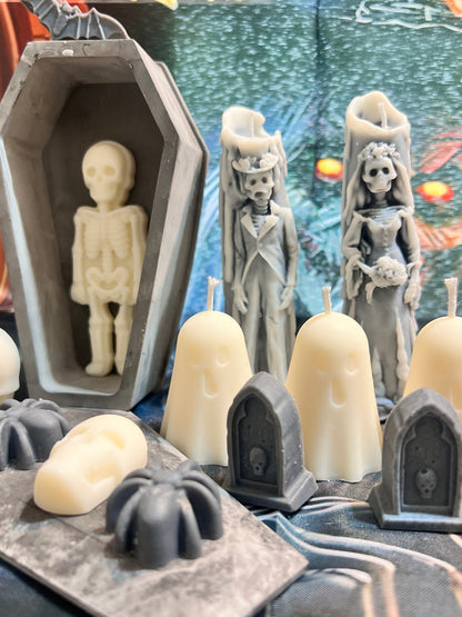 Skeleton Groom & Bride Candle