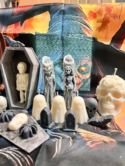 Skeleton Groom & Bride Candle